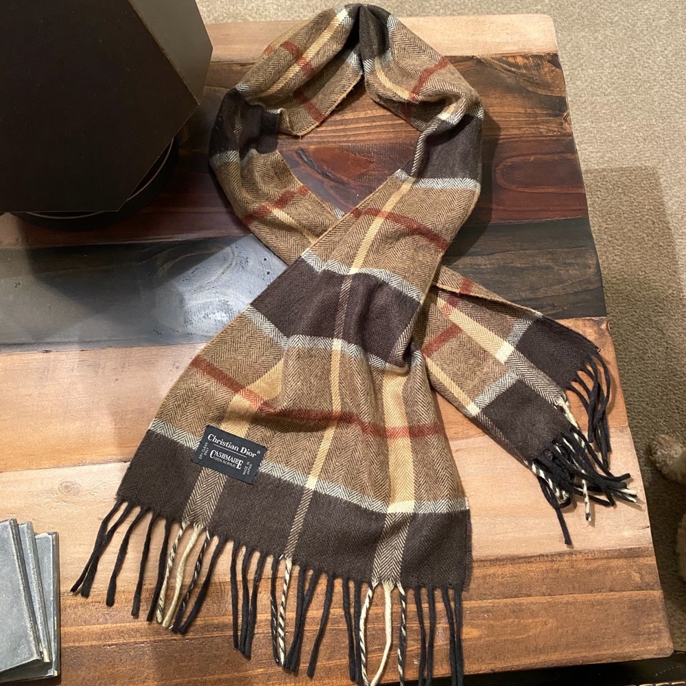 CHRISTIAN DIOR SCARF